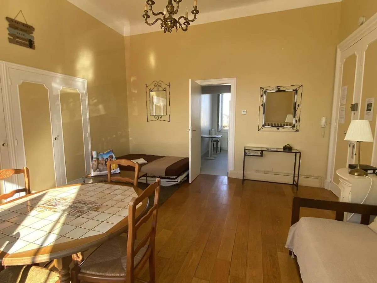 Appartement Studio Biarritz, 1 pièce, 4 personnes - FR-1-248-56 France